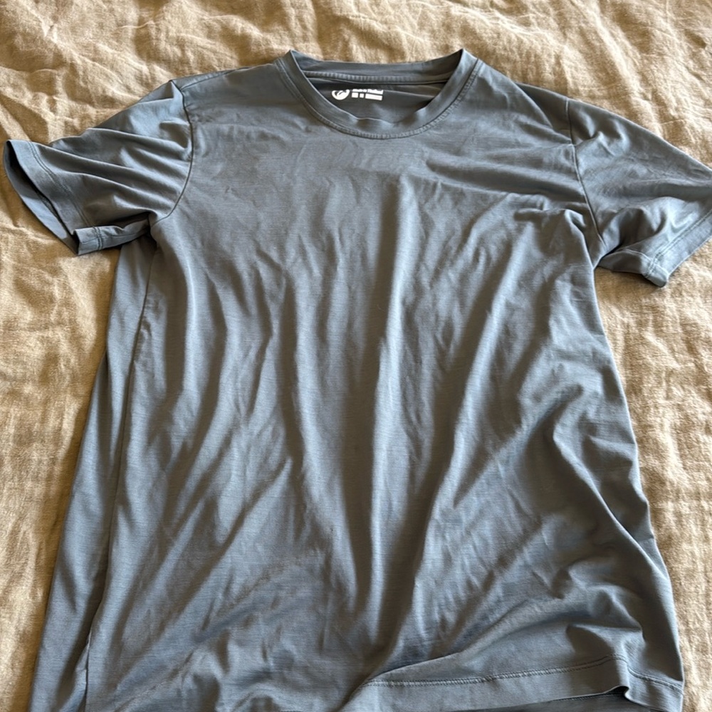 Outlier ultra fine merino cut one medium olive green t shirt